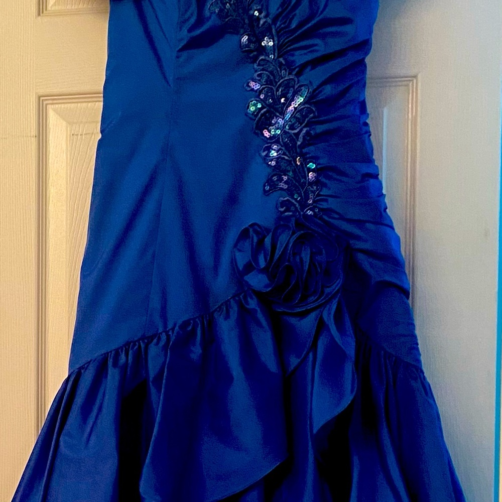 Elegant Satin Prom Dress